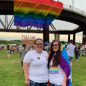 Meet your Posher, Laryn